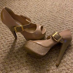 Steve Madden tan heels size 7
